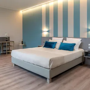sleep-tide-suites.italymilanhotels.net/